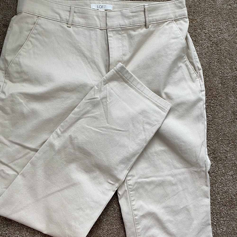 Loft Sz 8 khaki pant